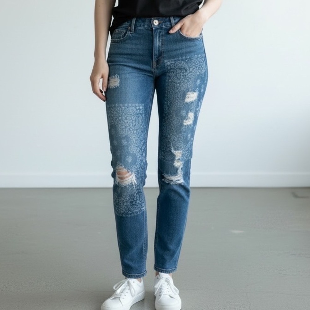 Distressed Boyfriend Jeans‎ Bandana Patch True Religion Cameron Slim Women's 26